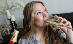 Можно ли пить шампанское при беременности или вскармливании?