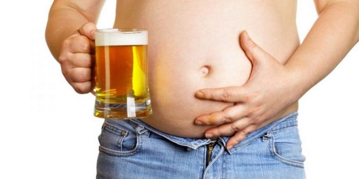 Спиртное негативно влияет на пищеварительную и нервную системы организма
